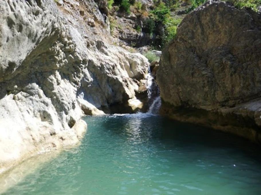 Gite Le Chaudron 1 A 7Pers Avec Piscine Villa Montclar-sur-Gervanne Exteriör bild